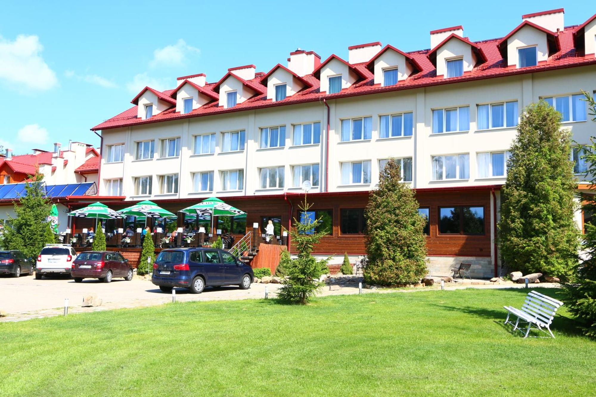 Cztery Wiatry Aparthotel Korytnica  Bagian luar foto